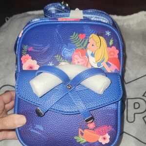 Disney Wondapop Alice In Wonderland Crossbody